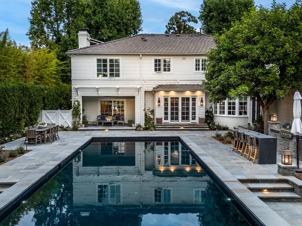 Pool deck pavers